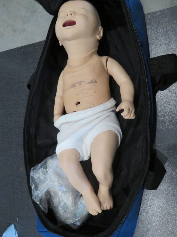 12A 11 Cpr Simulator Mannequin