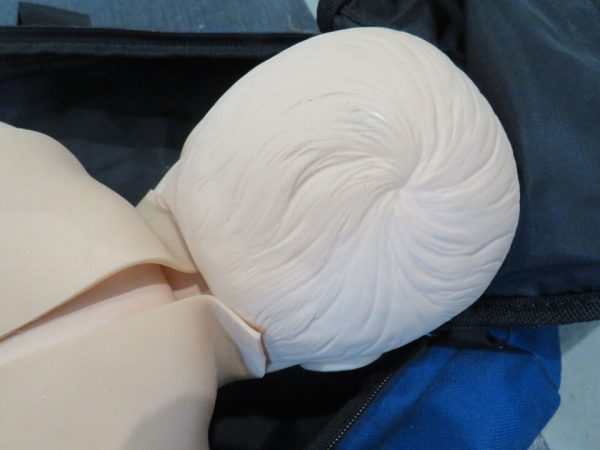 12C 9 Cpr Simulator Mannequin