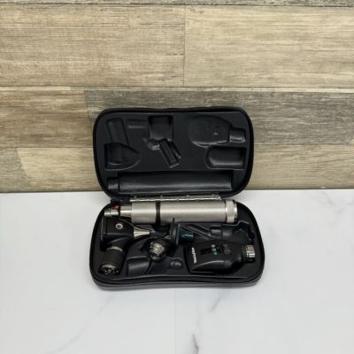 Medical Set w Ophthalmoscope