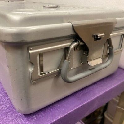 Case Medical SC06F SteriTite Full-Sized Sealed Container 23.5"x 11"x 6" W/ Tray