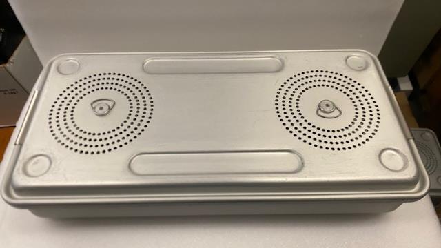 Case Medical SC04F Full Size SteriTite 23.5" x 11" x 4" w/ MediTray Basket Tray